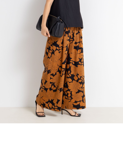 美品 gasa 「湖の城」フラワーワイドパンツ 美品 gasa 「湖の城」フラワーワイドパンツ 美バランスが叶う