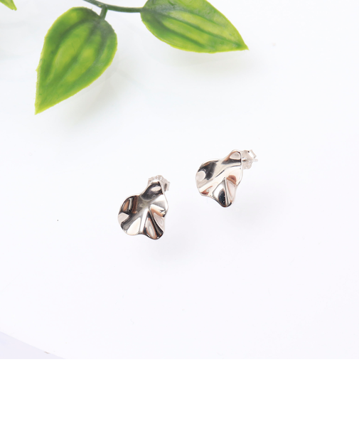 【ANNA SOTTILOTTA/アンナソッティロッタ】 HERMINEシルバーピアス