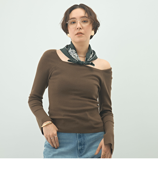 【WEB限定カラーあり】総針スクエアネックプルオーバーニット