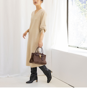 ◇【WEB限定】ウォッシャブルラメ総針Vネックコクーンワンピース