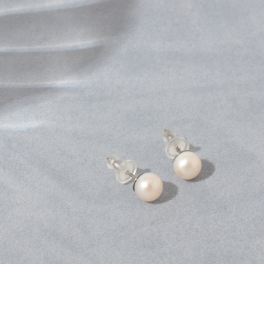 【grace grace/グラスグラス】淡水パールピアス-Greta