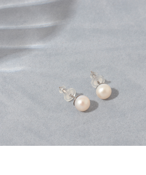 【grace grace/グラスグラス】淡水パールピアス-Greta