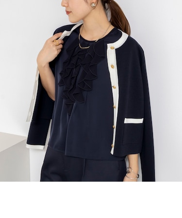 ウォッシャブルオトナサテンラッフルブラウス