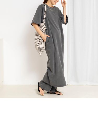 ウォッシャブルピグメント加工カットソーマキシ丈ワンピース