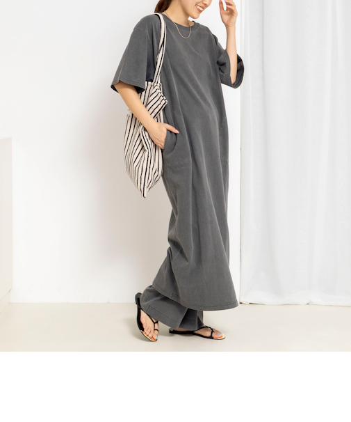 ウォッシャブルピグメント加工カットソーマキシ丈ワンピース