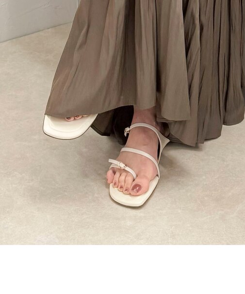 【HENRI EN VARGO/ヘンリーエンヴァーゴ】Margaretベルトストラップサンダル