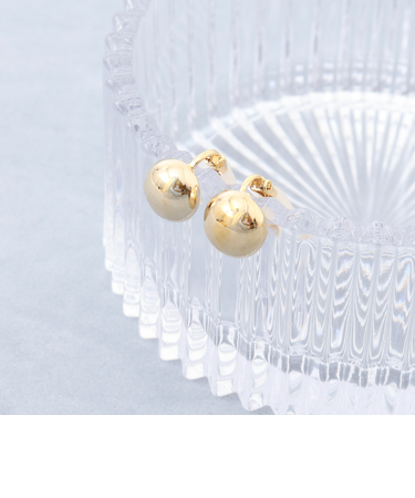 【grace grace/グラスグラス】ラウンドドームイヤリング