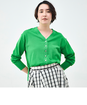 【一部WEB限定カラー】《手洗い可能》エアリータッチゆったりVネックカーディガン