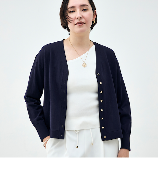 【一部WEB限定カラー】《手洗い可能》エアリータッチゆったりVネックカーディガン