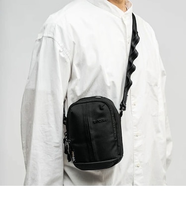 【Incase/インケース】Tracks Small Shoulder Pouch
