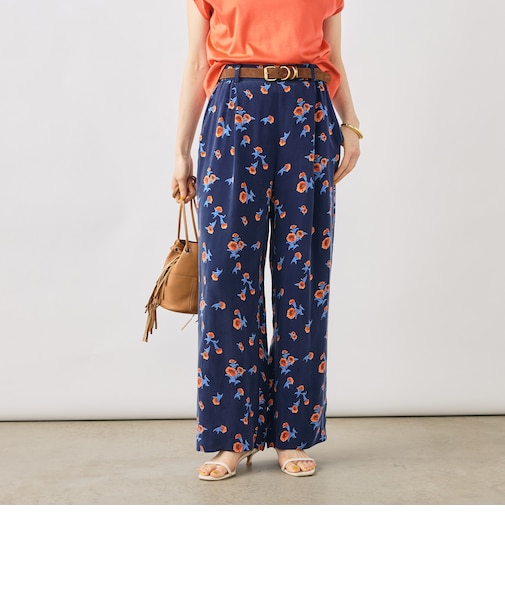 ウォッシャブルスカーレット柄タックパンツ