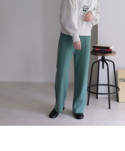 センタータック ニットパンツ