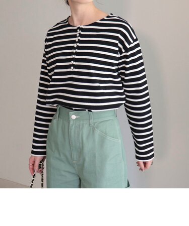 ボーダーパールボタンヘンリープルオーバー