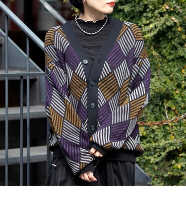 【GLOSTER/グロスター】幾何学柄 Vネック ジオメトリック柄 レトロカーディガン