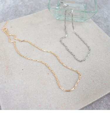 フラットチェーンネックレス