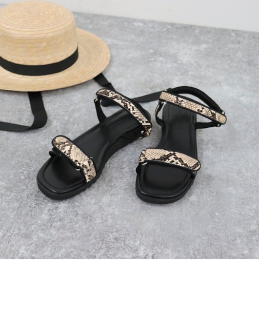 ベルクロストラップサンダル