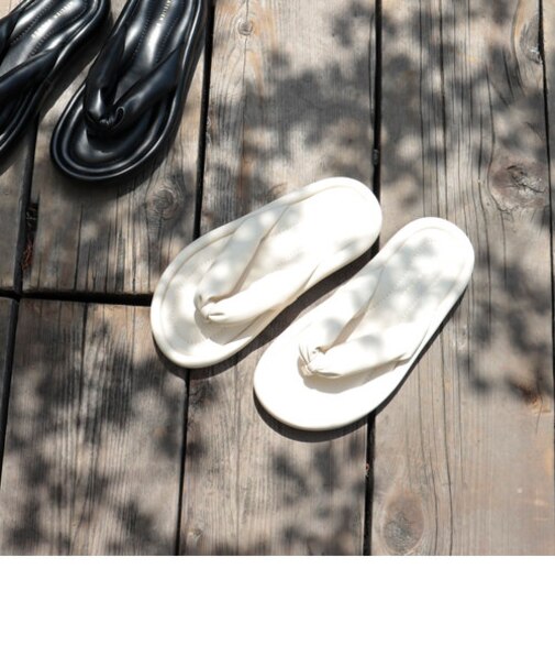 バルキートングサンダル