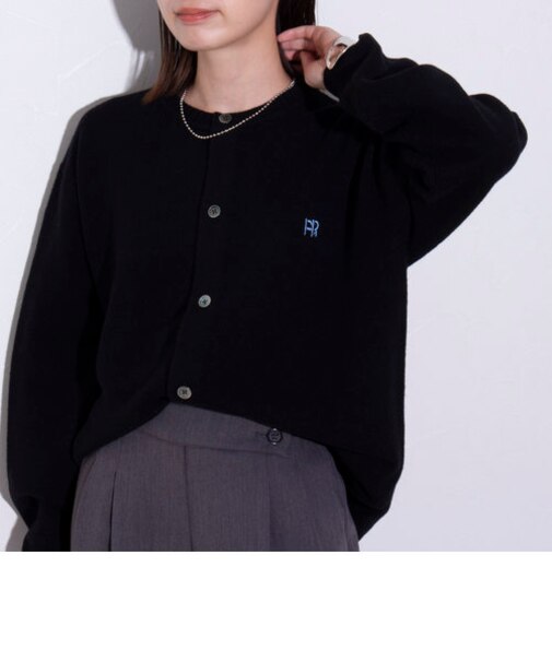 【ユニセックス】】FR刺繍 ラムウールカーディガン ワンポイント刺繍