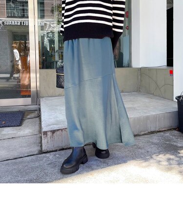 サテンマーメイドスカート