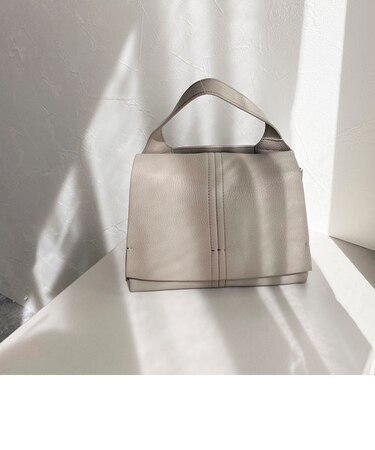 【BEAURE/ビュレ】レーストート付レザーバッグ