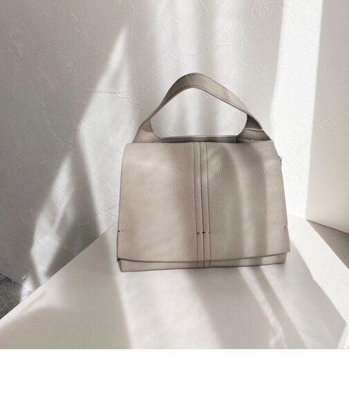 【BEAURE/ビュレ】レーストート付レザーバッグ