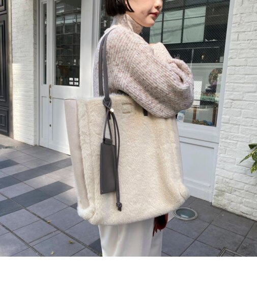ポーチ付ムートン風リバーバッグ