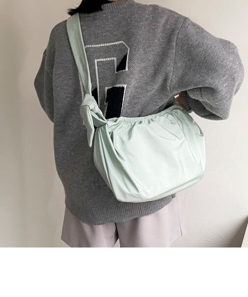 ハーフムーン結びショルダーバッグ