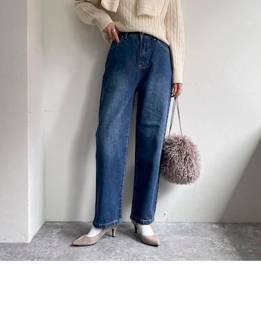ストレートデニムパンツ