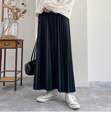 フェイクレザープリーツスカート