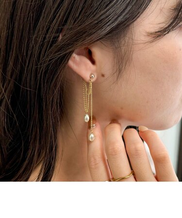 チェーンパールスウィングピアス