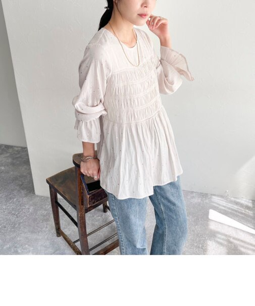 星プリントギャザーブラウス