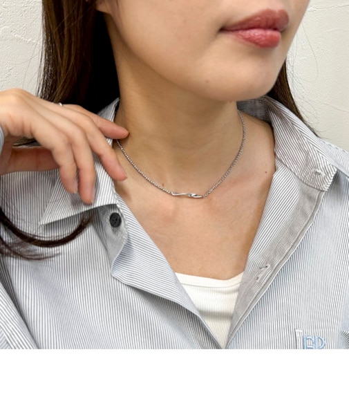 ひねりトップアジャストネックレス