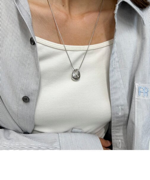 つぶしモチーフトップロングネックレス