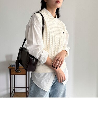 FR刺繍ケーブル柄ニットベスト