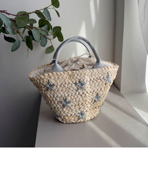 ラメ星刺しゅうカゴバッグ