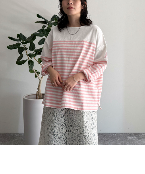 パネルボーダー刺繍プルオーバーカットソー