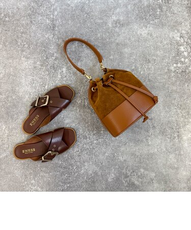 【AULENTTI/オーレンティ】スエード巾着ショルダーバッグ