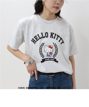 【HELLO KITTY meet FREDY emue】 カレッジプリントTシャツ