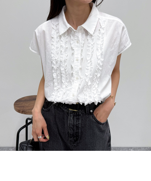 フレンチスリーブフリルブラウス