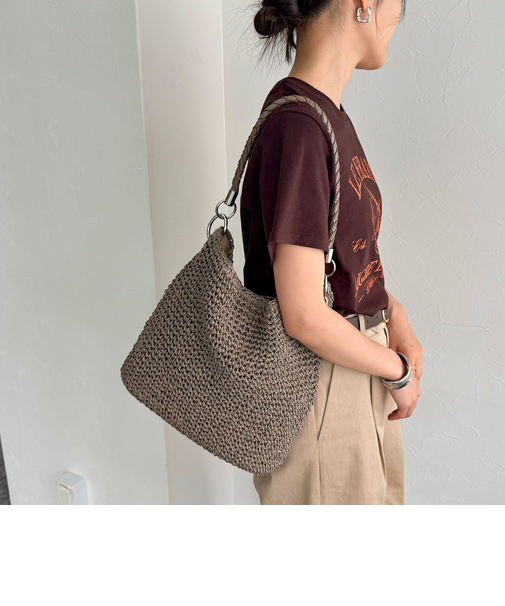 エナメルワンハンドルクロッシェトートバッグ