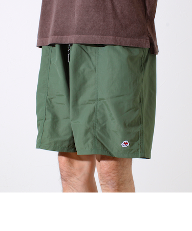 【FREDYMAC】ハウスロゴ刺繍入りナイロンショーツ（ユニセックス対応）