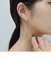 スイングドロップストーンピアス