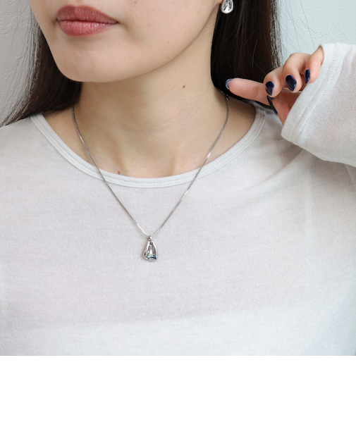 ワントップフリーアジャストネックレス