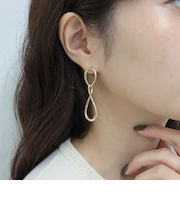 メタルスイングピアス