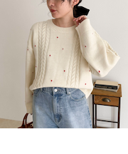 ハート刺繍柄編みニットプルオーバー