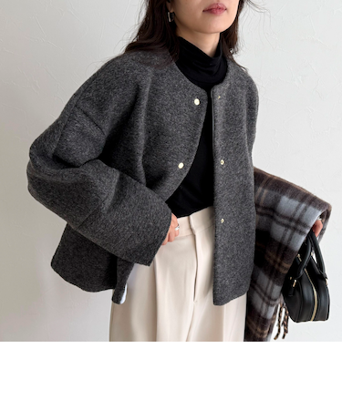 イタリアンエアリーノーカラーブルゾン