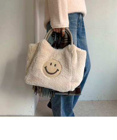 SMILY刺繍ファートートバッグ