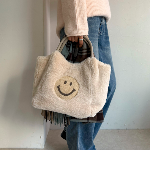 SMILY刺繍ファートートバッグ