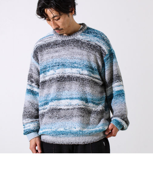 【ふんわり立体感】グラデーションブークレプルオーバー