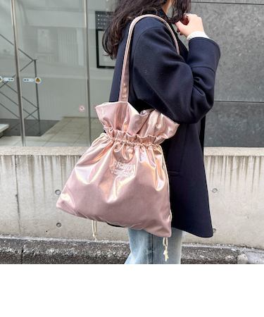 シャイニーアウトポケット刺しゅうトートバッグ